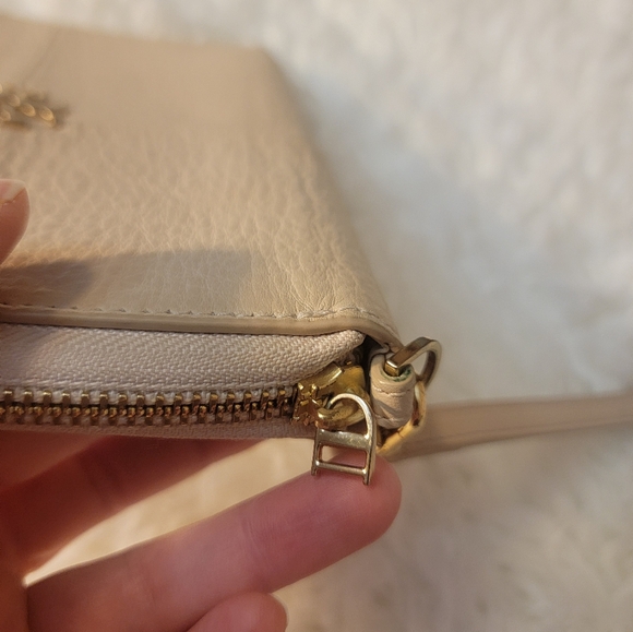 Tory Burch Leather Wristlet + Angara sterling silver and garnet pendant - Picture 8 of 16